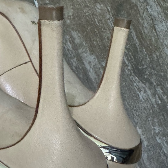 Elegant Beige Peep-Toe Heels with Bow Accent - Picture 7 of 8